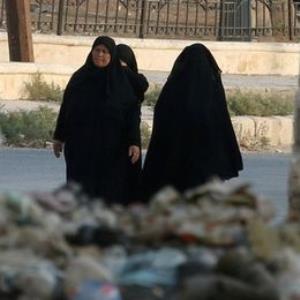 Voices above the chaos: female war poets from the Middle East